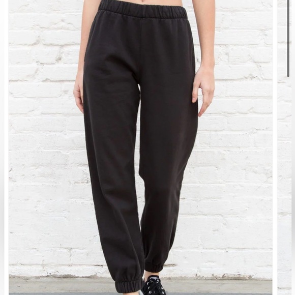Brandy Melville Pants - Brandy Rosa Sweatpants